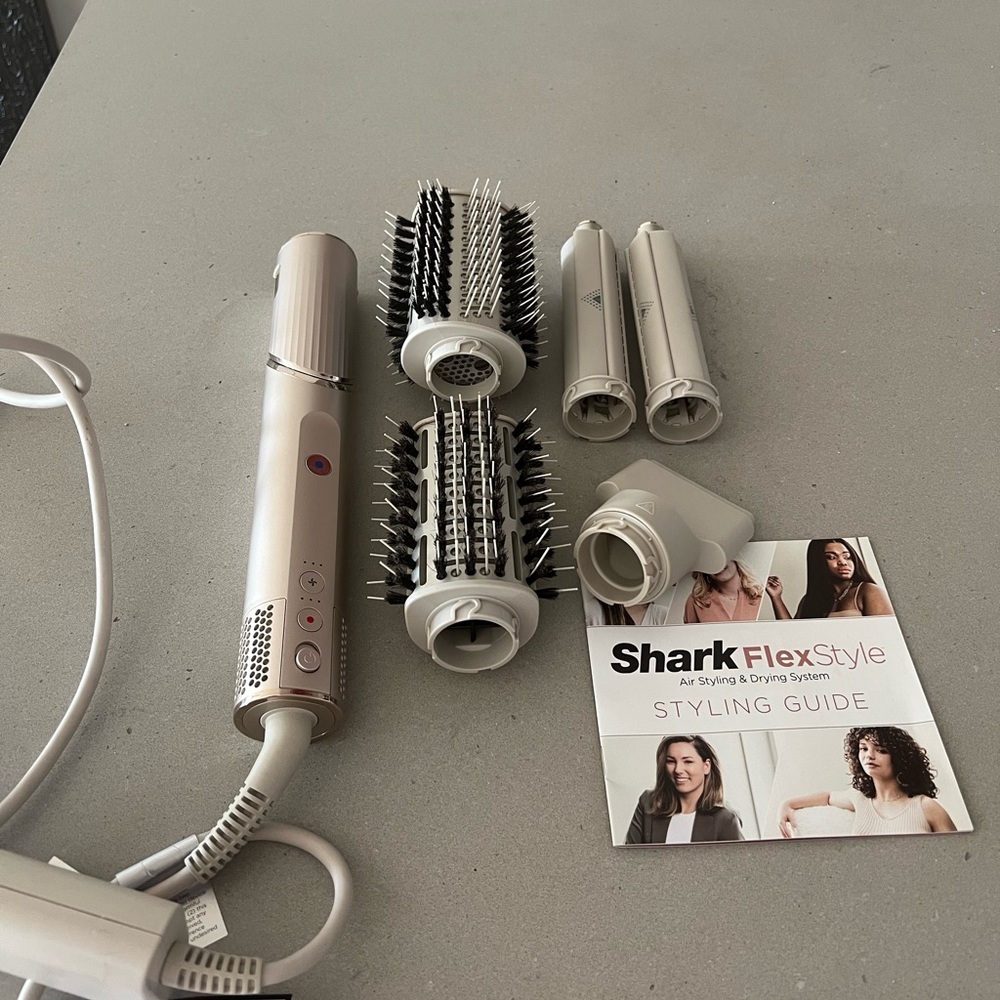 Shark flex style